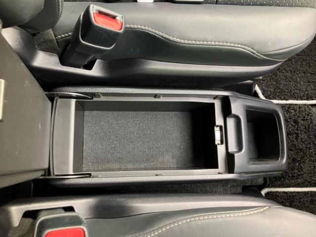 ヴォクシー ハイブリッドZSキラメキ3 新品タイヤ/保証書/純正 10インチ ナビ/フリップダウンモニター 純正 12.1インチ/衝突安全装置/両側電動スライドドア/シートヒーター/車線逸脱防止支援システム/シート ハーフレザー DVD再生(26枚目)