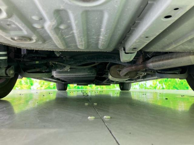 ヴォクシー ハイブリッドZSキラメキ3 新品タイヤ/保証書/純正 10インチ ナビ/フリップダウンモニター 純正 12.1インチ/衝突安全装置/両側電動スライドドア/シートヒーター/車線逸脱防止支援システム/シート ハーフレザー DVD再生(43枚目)