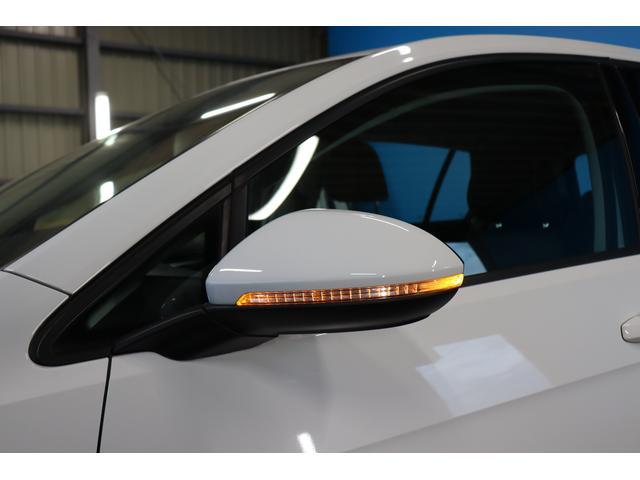 TSIハイラインブルーモーションテクノロジー 禁煙車/ターボ/プリクラッシュセーフティシステム/アダプティブレーンガイド/フロントアシスト/HIDヘッドライト/Bluetooth/USB入力/アイドリングストップ/ETC/オートホールド/記録簿(26枚目)