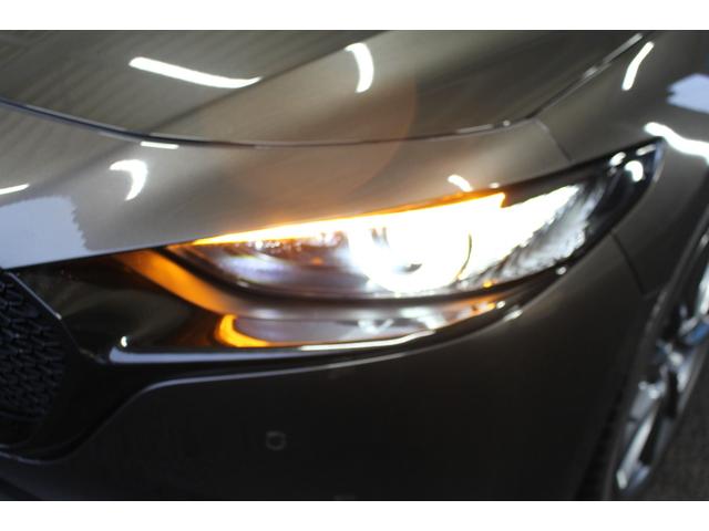 ＭＡＺＤＡ３ファストバック ２０Ｓプロアクティブ　ツーリングセレクション　６速ＭＴ／３６０度セーフティパッケージ／ＢＯＳＥサウンド／パワーシート／シートヒーター／アダプティブＬＥＤヘッドランプ／レーダークルーズコントロール／フルセグＴＶ／ブルートゥース／ＵＳＢ／ＨＤＭＩ（26枚目）