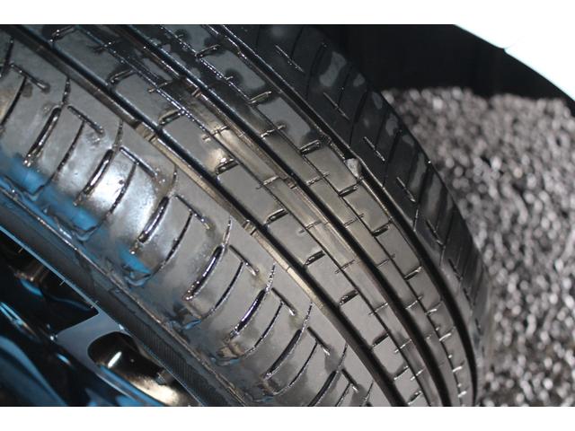 ヤリス ハイブリッドＺ　禁煙車／セーフティセンス／純正８インチディスプレイオーディオ／全周囲カメラ／フルセグ／オプション１６インチアルミホイール／レーダークルーズコントロール／ＢＳＭ／ＥＴＣ２．０／ＡＣ１００Ｖ／ＨＤＭＩ端子（26枚目）