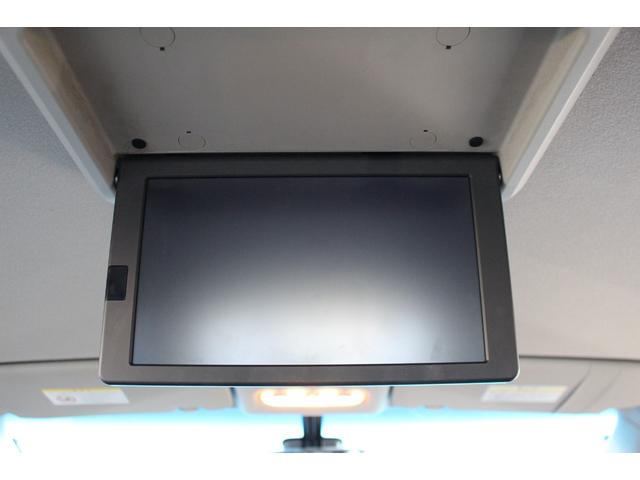 セレナ ハイウェイスター　Ｓ－ハイブリッド　禁煙車／寒冷地仕様／後席モニター／両側電動スライドドア／ウォークスルー／三列シート／後期型／ＬＥＤ／バックカメラ／ドラレコ／ブルートゥース／純正１６ＡＷ／オートライト／スマートキー／キーレス／ＥＴＣ（6枚目）