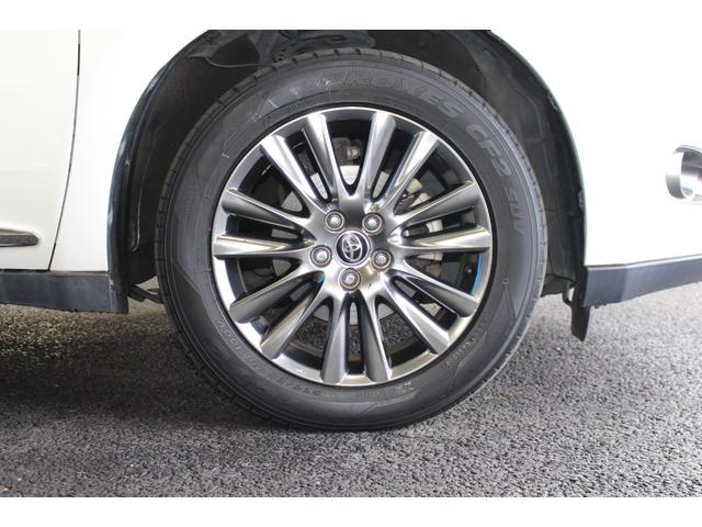ハリアーハイブリッド プレミアム　アドバンスドパッケージ　禁煙車／ムーンルーフ／ＪＢＬサウンド／黒革シート／メーカーナビ／全周囲カメラ／レーダークルーズコントロール／パワーバックドア／置くだけ充電／パワーシート／シートヒーター／４ＷＤ／ブルートゥース接続可能（13枚目）