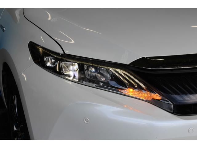 ハリアーハイブリッド プレミアム　アドバンスドパッケージ　禁煙車／ムーンルーフ／ＪＢＬサウンド／黒革シート／メーカーナビ／全周囲カメラ／レーダークルーズコントロール／パワーバックドア／置くだけ充電／パワーシート／シートヒーター／４ＷＤ／ブルートゥース接続可能（32枚目）
