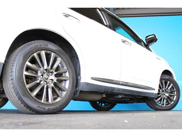 ハリアーハイブリッド プレミアム　アドバンスドパッケージ　禁煙車／ムーンルーフ／ＪＢＬサウンド／黒革シート／メーカーナビ／全周囲カメラ／レーダークルーズコントロール／パワーバックドア／置くだけ充電／パワーシート／シートヒーター／４ＷＤ／ブルートゥース接続可能（44枚目）