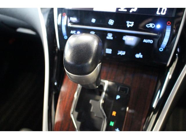 ハリアーハイブリッド プレミアム　アドバンスドパッケージ　禁煙車／ムーンルーフ／ＪＢＬサウンド／黒革シート／メーカーナビ／全周囲カメラ／レーダークルーズコントロール／パワーバックドア／置くだけ充電／パワーシート／シートヒーター／４ＷＤ／ブルートゥース接続可能（67枚目）