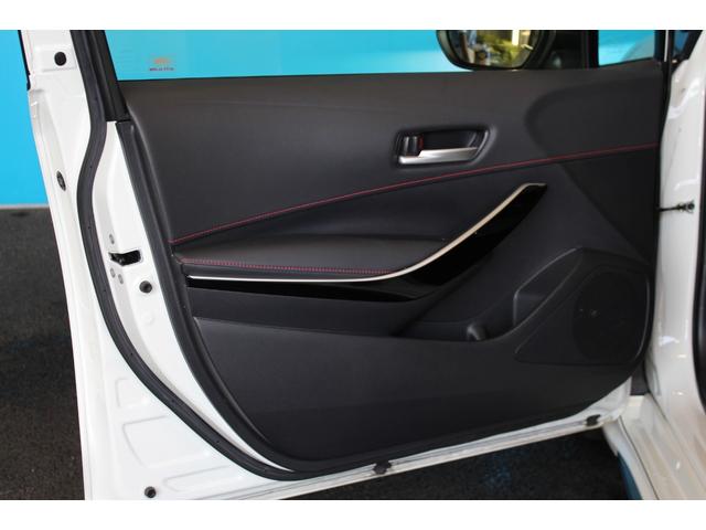カローラスポーツ ハイブリッドＧ　Ｚ　禁煙車／ＴＲＤフルエアロ／ステアリングヒーター／レーダークルーズコントロール／衝突軽減／レーンキープアシスト／オートマチックハイビーム／クリアランソナー／ＬＥＤ／純正７型ナビ／ブルートゥース／フルセグ（45枚目）
