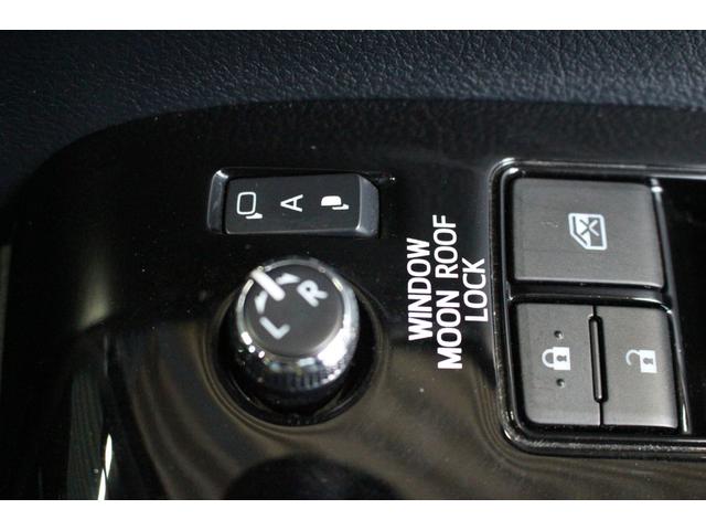 アルファードハイブリッド エグゼクティブラウンジＳ　禁煙車／サンルーフ／モデリスタエアロ／４ＷＤ／オットマン／全周囲カメラ／ＪＢＬ／シートメモリー／デジタルインナーミラー／ＢＳＭ／後席モニター／後期型／クリアランソナー／衝突軽減／ＬＥＤ／ＥＴＣ２．０（71枚目）