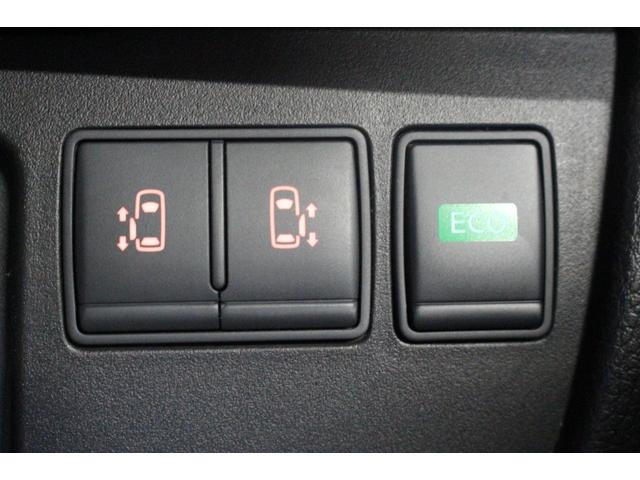 セレナ ハイウェイスター　Ｖセレ＋セーフティＩＩ　ＳＨＶ　禁煙車／寒冷地仕様／特別仕様車／全周囲カメラ／後席モニター／両側電動スライドドア／ウォークスルー／三列シート／純正ナビ／クリアランソナー／ＬＥＤ／衝突軽減／オートライト／ブルートゥース／ドラレコ（18枚目）