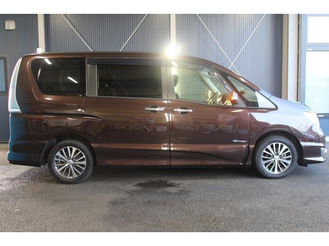 セレナ ハイウェイスター　Ｖセレ＋セーフティＩＩ　ＳＨＶ　禁煙車／寒冷地仕様／特別仕様車／全周囲カメラ／後席モニター／両側電動スライドドア／ウォークスルー／三列シート／純正ナビ／クリアランソナー／ＬＥＤ／衝突軽減／オートライト／ブルートゥース／ドラレコ（32枚目）