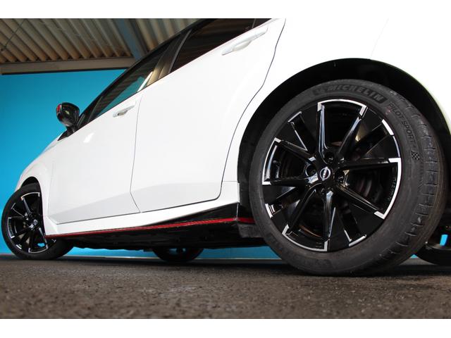 オーラ ニスモ　禁煙車／ワンオーナー／エアロ／全方位運転支援システム／誤発進抑制／置くだけ充電／ＢＳＭ／コネクトナビゲーションシステム／クリアランソナー／衝突軽減／９インチメモリーナビ／ＬＥＤ／レーンアシスト／ＥＴＣ（75枚目）