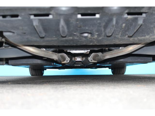 クラウンハイブリッド ＲＳアドバンス　禁煙車／セーフティセンス／黒革シート／３眼ＬＥＤヘッドライト／メーカーナビ／全周囲カメラ／フルセグ／ＢＳＭ／パワーシート／シートヒーター／シートベンチレーション／ステアリングヒーター／ＥＴＣ２．０／（10枚目）