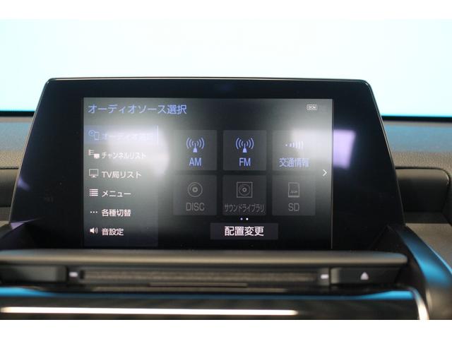 クラウンハイブリッド ＲＳアドバンス　禁煙車／セーフティセンス／黒革シート／３眼ＬＥＤヘッドライト／メーカーナビ／全周囲カメラ／フルセグ／ＢＳＭ／パワーシート／シートヒーター／シートベンチレーション／ステアリングヒーター／ＥＴＣ２．０／（16枚目）