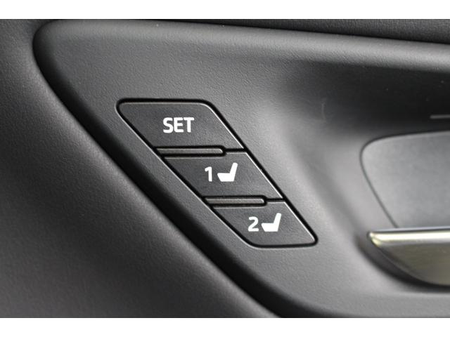 クラウンハイブリッド ＲＳアドバンス　禁煙車／セーフティセンス／黒革シート／３眼ＬＥＤヘッドライト／メーカーナビ／全周囲カメラ／フルセグ／ＢＳＭ／パワーシート／シートヒーター／シートベンチレーション／ステアリングヒーター／ＥＴＣ２．０／（22枚目）