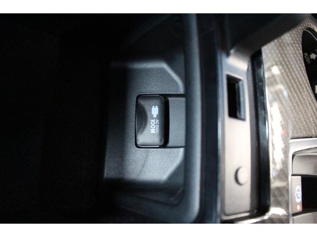 クラウンハイブリッド ＲＳアドバンス　禁煙車／セーフティセンス／黒革シート／３眼ＬＥＤヘッドライト／メーカーナビ／全周囲カメラ／フルセグ／ＢＳＭ／パワーシート／シートヒーター／シートベンチレーション／ステアリングヒーター／ＥＴＣ２．０／（62枚目）