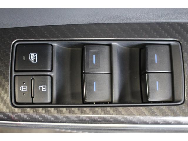 クラウンハイブリッド ＲＳアドバンス　禁煙車／セーフティセンス／黒革シート／３眼ＬＥＤヘッドライト／メーカーナビ／全周囲カメラ／フルセグ／ＢＳＭ／パワーシート／シートヒーター／シートベンチレーション／ステアリングヒーター／ＥＴＣ２．０／（69枚目）