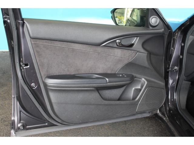 インサイト ＥＸ・ブラックスタイル　禁煙車／ホンダセンシング／純正８インチナビ／バックカメラ／フルセグ／レーダークルーズコントロール／ハーフレザー／シートヒーター／ブラインドスポットモニター／ＬＥＤヘッドライト／スマートキー／ＥＴＣ（48枚目）