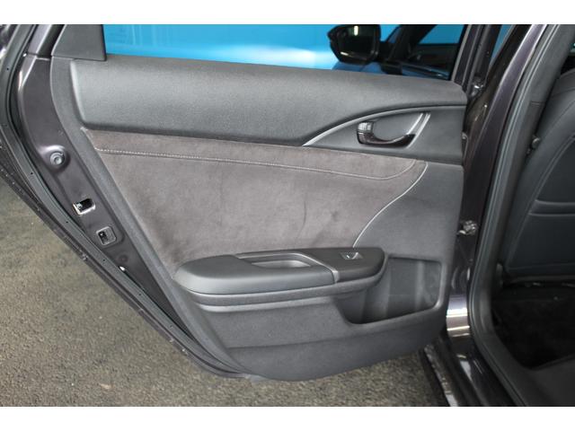 インサイト ＥＸ・ブラックスタイル　禁煙車／ホンダセンシング／純正８インチナビ／バックカメラ／フルセグ／レーダークルーズコントロール／ハーフレザー／シートヒーター／ブラインドスポットモニター／ＬＥＤヘッドライト／スマートキー／ＥＴＣ（49枚目）