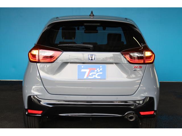 フィット ｅ：ＨＥＶ　ＲＳ　ホンダセンシング／禁煙／純正９インチナビ／バックカメラ／アダプティブクルーズ／寒冷地仕様／ＬＥＤヘッドライト／ハーフレザーシート／パドルシフト付／プッシュスタート／スマートキー／オートライト／（18枚目）