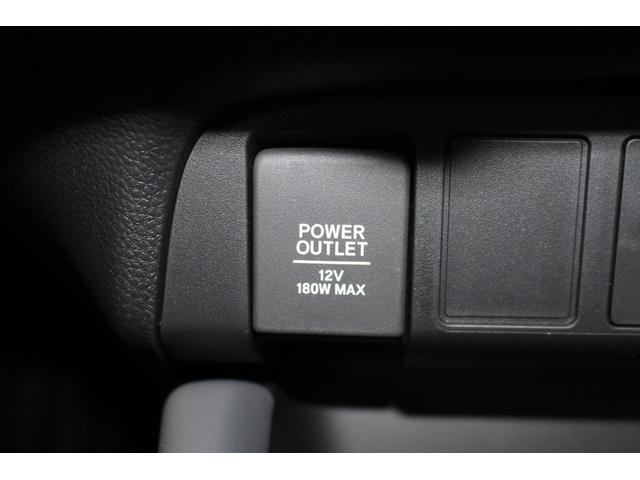フィット ｅ：ＨＥＶ　ＲＳ　ホンダセンシング／禁煙／純正９インチナビ／バックカメラ／アダプティブクルーズ／寒冷地仕様／ＬＥＤヘッドライト／ハーフレザーシート／パドルシフト付／プッシュスタート／スマートキー／オートライト／（35枚目）