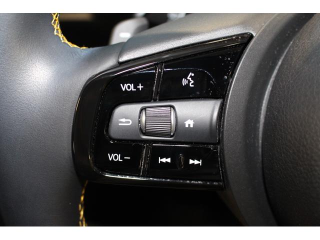 フィット ｅ：ＨＥＶ　ＲＳ　ホンダセンシング／禁煙／純正９インチナビ／バックカメラ／アダプティブクルーズ／寒冷地仕様／ＬＥＤヘッドライト／ハーフレザーシート／パドルシフト付／プッシュスタート／スマートキー／オートライト／（44枚目）