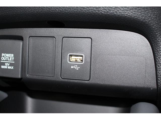 フィット ｅ：ＨＥＶ　ＲＳ　ホンダセンシング／禁煙／純正９インチナビ／バックカメラ／アダプティブクルーズ／寒冷地仕様／ＬＥＤヘッドライト／ハーフレザーシート／パドルシフト付／プッシュスタート／スマートキー／オートライト／（50枚目）