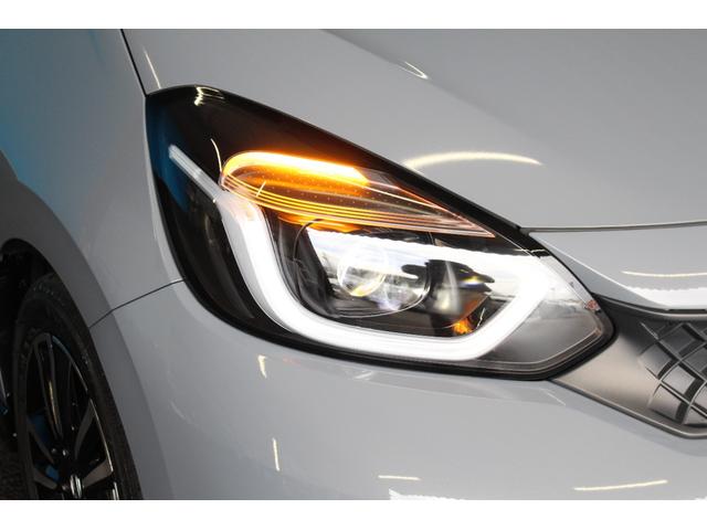 フィット ｅ：ＨＥＶ　ＲＳ　ホンダセンシング／禁煙／純正９インチナビ／バックカメラ／アダプティブクルーズ／寒冷地仕様／ＬＥＤヘッドライト／ハーフレザーシート／パドルシフト付／プッシュスタート／スマートキー／オートライト／（59枚目）