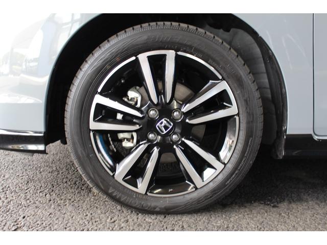 フィット ｅ：ＨＥＶ　ＲＳ　ホンダセンシング／禁煙／純正９インチナビ／バックカメラ／アダプティブクルーズ／寒冷地仕様／ＬＥＤヘッドライト／ハーフレザーシート／パドルシフト付／プッシュスタート／スマートキー／オートライト／（66枚目）