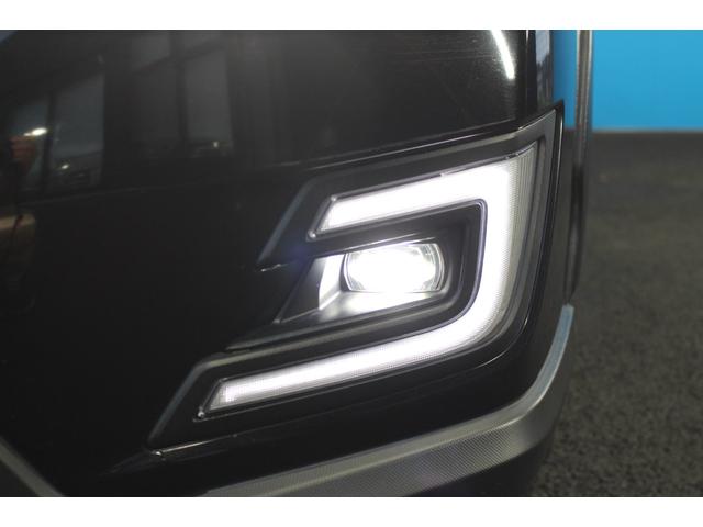 エクシーガクロスオーバー７ ２．５ｉアイサイト　禁煙車／アイサイトＶｅｒ２／ルーフレール／純正ナビ／バックカメラ／フルセグ／レーダークルーズコントロール／４ＷＤ／パドルシフト／ハーフレザーシート／パワーシート／シートヒーター／７人乗り／ＥＴＣ（28枚目）