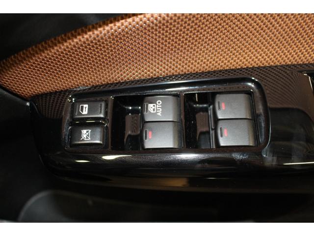 エクシーガクロスオーバー７ ２．５ｉアイサイト　禁煙車／アイサイトＶｅｒ２／ルーフレール／純正ナビ／バックカメラ／フルセグ／レーダークルーズコントロール／４ＷＤ／パドルシフト／ハーフレザーシート／パワーシート／シートヒーター／７人乗り／ＥＴＣ（61枚目）