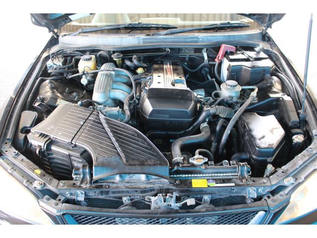 アルテッツァ ＲＳ２００　Ｚエディション　禁煙車／ＫＥＮＷＯＯＤ７インチナビ／純正１７ＡＷ／キーレス／電動格納ミラー／フルセグ／ＥＴＣ／ミュージックプレイヤー接続可／ＣＤ／ＤＶＤ再生／エアバック／ＡＢＳ／ＥＳＣ／衝突安全ボディ／エアコン（10枚目）