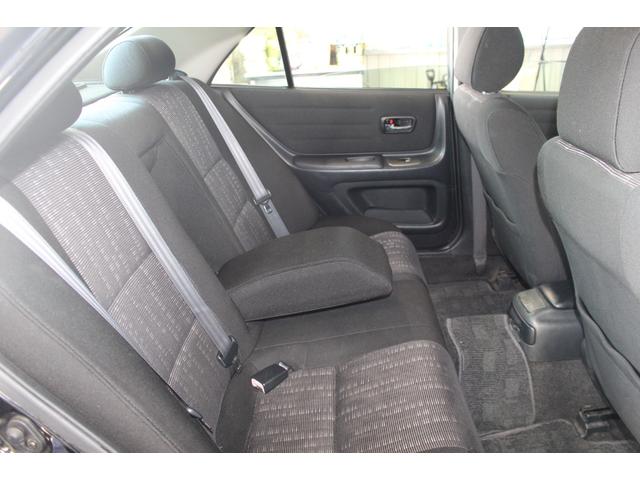 アルテッツァ ＲＳ２００　Ｚエディション　禁煙車／ＫＥＮＷＯＯＤ７インチナビ／純正１７ＡＷ／キーレス／電動格納ミラー／フルセグ／ＥＴＣ／ミュージックプレイヤー接続可／ＣＤ／ＤＶＤ再生／エアバック／ＡＢＳ／ＥＳＣ／衝突安全ボディ／エアコン（55枚目）