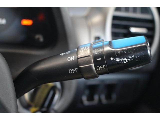 アルテッツァ ＲＳ２００　Ｚエディション　禁煙車／ＫＥＮＷＯＯＤ７インチナビ／純正１７ＡＷ／キーレス／電動格納ミラー／フルセグ／ＥＴＣ／ミュージックプレイヤー接続可／ＣＤ／ＤＶＤ再生／エアバック／ＡＢＳ／ＥＳＣ／衝突安全ボディ／エアコン（72枚目）