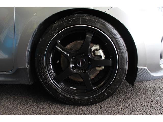 スイフトスポーツ ベースグレード　禁煙車／６速ＭＴ車／セーフティパッケージ／衝突軽減／レーダークルーズコントロール／ＣＲＯＳＳ　ＳＰＥＥＤ１７インチアルミホイール／Ｃａｒｒｏｚｚｅｒｉａメモリーナビ／フルセグ／バックカメラ／ＥＴＣ（24枚目）