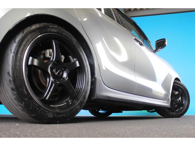 スイフトスポーツ ベースグレード　禁煙車／６速ＭＴ車／セーフティパッケージ／衝突軽減／レーダークルーズコントロール／ＣＲＯＳＳ　ＳＰＥＥＤ１７インチアルミホイール／Ｃａｒｒｏｚｚｅｒｉａメモリーナビ／フルセグ／バックカメラ／ＥＴＣ（46枚目）