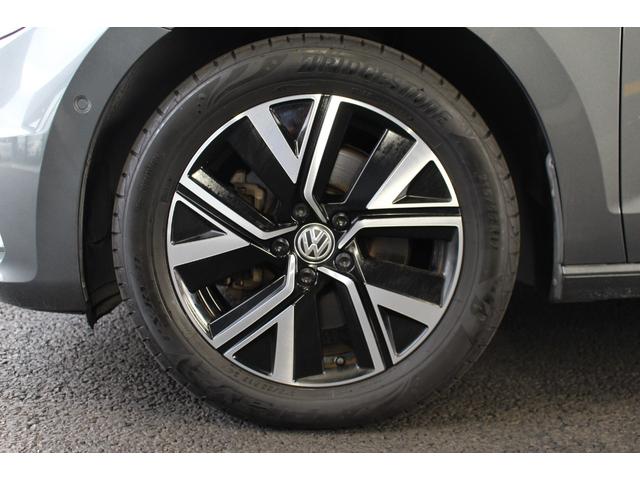 ゴルフトゥーラン ＴＤＩ　プレミアム　禁煙車／白革シート／純正９．２インチナビ／バックカメラ／フルセグ／レーダークルーズコントロール／ルーフレール／パワーバックドア／ＢＳＭ／ＥＴＣ２．０／パドルシフト／パワーシート／シートヒーター／ターボ（13枚目）
