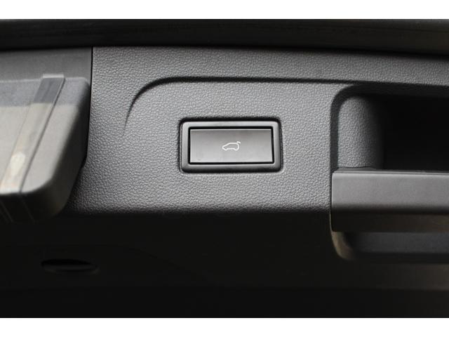 ゴルフトゥーラン ＴＤＩ　プレミアム　禁煙車／白革シート／純正９．２インチナビ／バックカメラ／フルセグ／レーダークルーズコントロール／ルーフレール／パワーバックドア／ＢＳＭ／ＥＴＣ２．０／パドルシフト／パワーシート／シートヒーター／ターボ（21枚目）