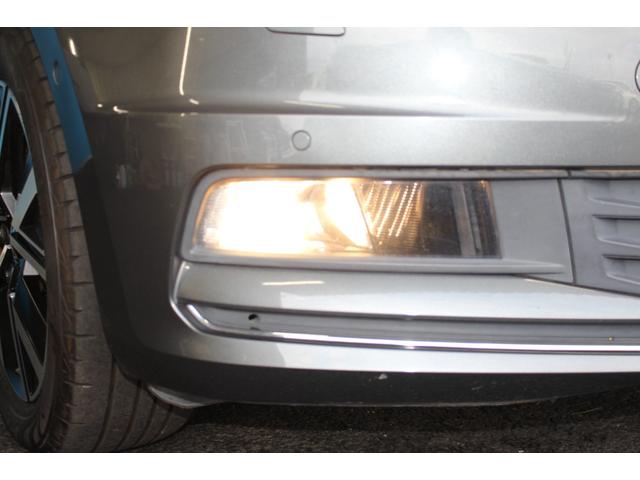 ゴルフトゥーラン ＴＤＩ　プレミアム　禁煙車／白革シート／純正９．２インチナビ／バックカメラ／フルセグ／レーダークルーズコントロール／ルーフレール／パワーバックドア／ＢＳＭ／ＥＴＣ２．０／パドルシフト／パワーシート／シートヒーター／ターボ（32枚目）