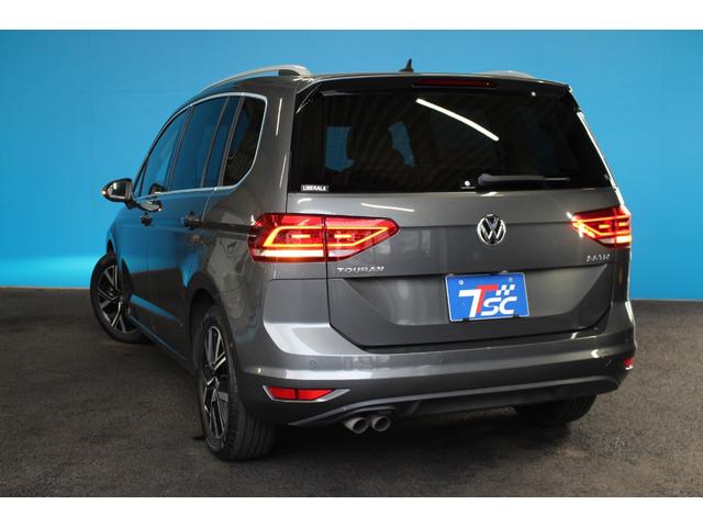 ゴルフトゥーラン ＴＤＩ　プレミアム　禁煙車／白革シート／純正９．２インチナビ／バックカメラ／フルセグ／レーダークルーズコントロール／ルーフレール／パワーバックドア／ＢＳＭ／ＥＴＣ２．０／パドルシフト／パワーシート／シートヒーター／ターボ（39枚目）