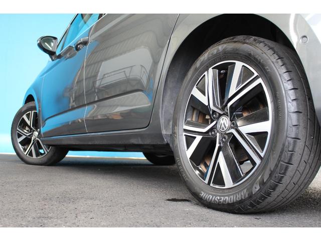 ゴルフトゥーラン ＴＤＩ　プレミアム　禁煙車／白革シート／純正９．２インチナビ／バックカメラ／フルセグ／レーダークルーズコントロール／ルーフレール／パワーバックドア／ＢＳＭ／ＥＴＣ２．０／パドルシフト／パワーシート／シートヒーター／ターボ（40枚目）