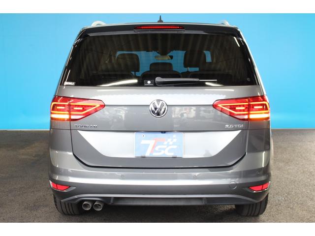 ゴルフトゥーラン ＴＤＩ　プレミアム　禁煙車／白革シート／純正９．２インチナビ／バックカメラ／フルセグ／レーダークルーズコントロール／ルーフレール／パワーバックドア／ＢＳＭ／ＥＴＣ２．０／パドルシフト／パワーシート／シートヒーター／ターボ（43枚目）