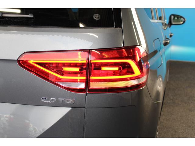 ゴルフトゥーラン ＴＤＩ　プレミアム　禁煙車／白革シート／純正９．２インチナビ／バックカメラ／フルセグ／レーダークルーズコントロール／ルーフレール／パワーバックドア／ＢＳＭ／ＥＴＣ２．０／パドルシフト／パワーシート／シートヒーター／ターボ（45枚目）