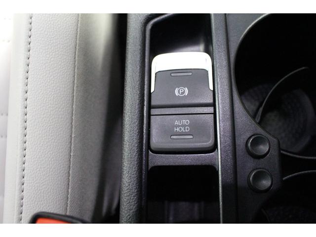 ゴルフトゥーラン ＴＤＩ　プレミアム　禁煙車／白革シート／純正９．２インチナビ／バックカメラ／フルセグ／レーダークルーズコントロール／ルーフレール／パワーバックドア／ＢＳＭ／ＥＴＣ２．０／パドルシフト／パワーシート／シートヒーター／ターボ（55枚目）