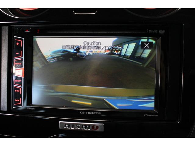 ノート ニスモ　Ｓ　禁煙車／５速ＭＴ車／レカロシート／カーボンボンネット／３Ｄリアウィング／社外マフラー／ＭＯＭＯステアリング／ＲＡＹＳ１６インチアルミホイール／ハーフレザー／社外ディスプレイオーディオ／バックカメラ（15枚目）