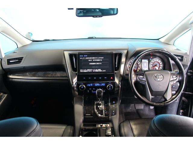 アルファード ２．５Ｓ　Ｃパッケージ　禁煙車／３眼ヘッドライト／モデリスタフルエアロ／トヨタ純正１０インチナビ／Ｗサンルーフ／クリアランスソナ－／ハンドルヒーター／アダプティブクルーズコントロール／ドライブレコーダー／シートエアコン（6枚目）