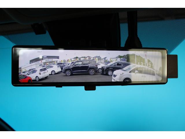 ヴォクシー ハイブリッドＸ　禁煙車／セーフティセンス／７人乗り／後席モニター／純正１０インチナビ／バックカメラ／フルセグ／両側パワースライドドア／ＬＥＤヘッドライト／プッシュスタート／ＥＴＣ／デジタルインナーミラー型ドラレコ（7枚目）