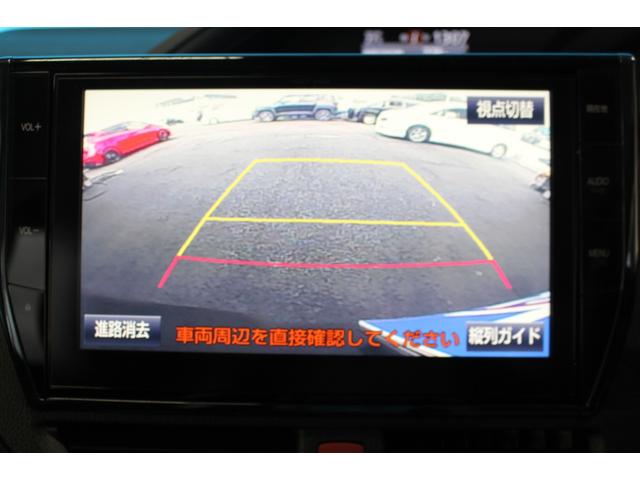 ヴォクシー ハイブリッドＸ　禁煙車／セーフティセンス／７人乗り／後席モニター／純正１０インチナビ／バックカメラ／フルセグ／両側パワースライドドア／ＬＥＤヘッドライト／プッシュスタート／ＥＴＣ／デジタルインナーミラー型ドラレコ（8枚目）
