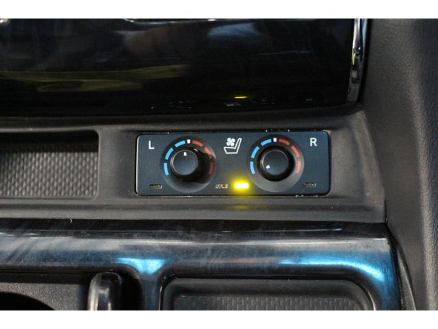 アルファード ２．５Ｓ　Ｃパッケージ　禁煙車／モデリスタ／３眼ＬＥＤ／ツインムーンルーフ／オットマン／セーフティセンス／後席モニター／レーダークルーズコントロール／シートメモリー／パワーシート／デジタルインナーミラー／ベンチレーション（16枚目）