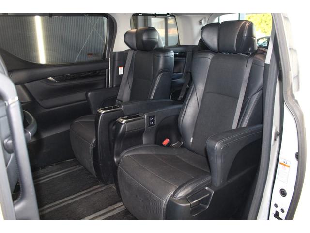 アルファード ２．５Ｓ　Ｃパッケージ　禁煙車／モデリスタ／３眼ＬＥＤ／ツインムーンルーフ／オットマン／セーフティセンス／後席モニター／レーダークルーズコントロール／シートメモリー／パワーシート／デジタルインナーミラー／ベンチレーション（49枚目）