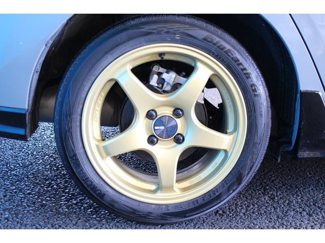 フィット ｅ：ＨＥＶ　ＲＳ　禁煙車／ホンダセンシング／純正９インチナビ／ハーフレザーシート／バックカメラ／ＥＮＫＥＩ１６インチホイール／クリアランスソナー／レーダークルーズコントロール／レーンキープアシスト／ＬＥＤヘッドライト（28枚目）